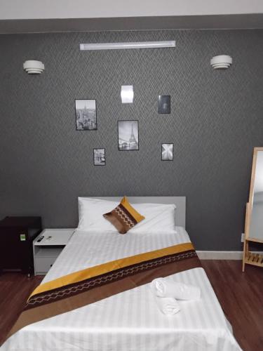 Hotel LOAN ÐÀI (Hotel LOAN ÐAI) in Tan Mai