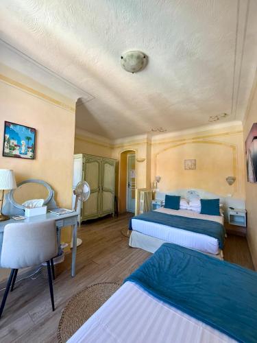 room detail thumbnail 0