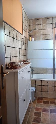 La casa de los Humeros in Castillo De Las Guardas