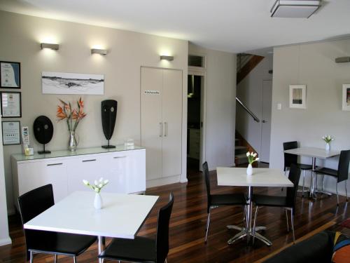 Chaucer Palms Boutique B&B 4