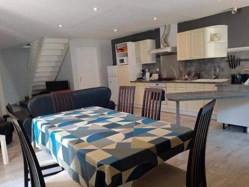 Duplex 100m2 in Feins