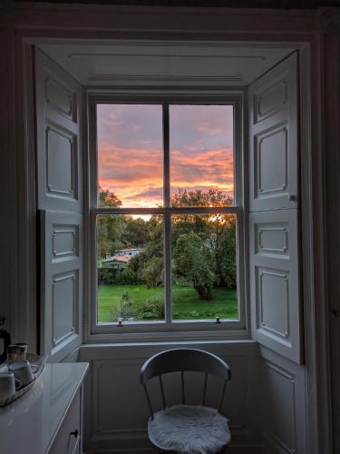 Kirkland House B&B in แคลชาน