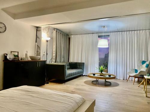 סוויטת בוטיק על הים in Nahariya