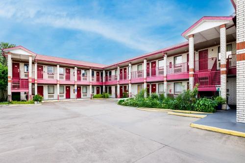 Luxury Inn in Channelview, USA