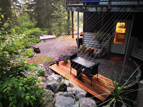Aed, Private Hummingbird Room - Modern & Cozy in Mansonville (QC)