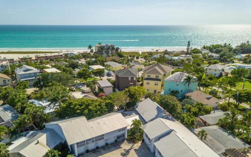 Perfect Location in Siesta Key, Sarasota