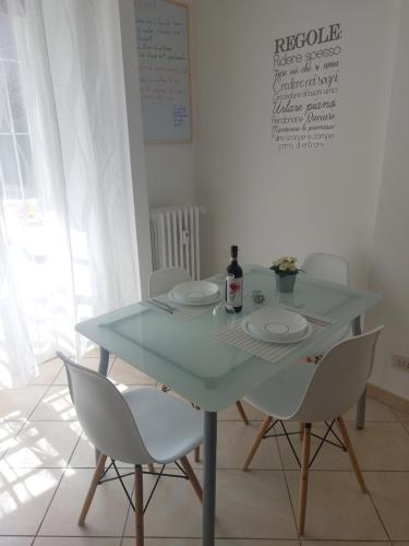 บริการและสิ่งอำนวยความสะดวก, La Finestra sulla Storia in อัสตี