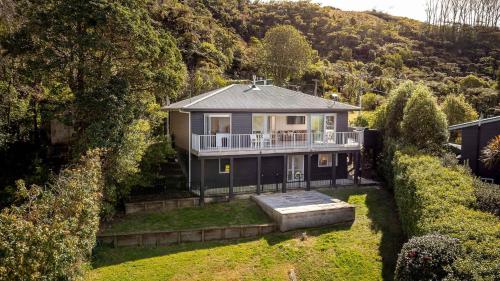Boat Shed Bay - Stunning Lake Tarawera Views in 塔拉韋拉湖