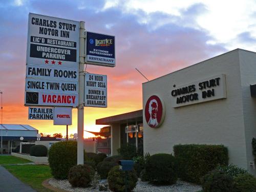 Charles Sturt Motor Inn in West Wyalong