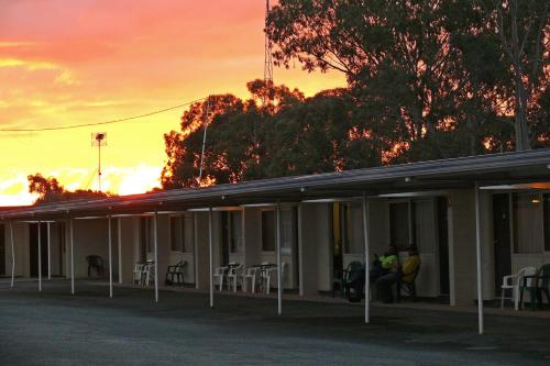 Charles Sturt Motor Inn