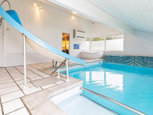 Swimming pool, Luxury Pool House Retreat - By Traum Ferienwohnungen in Saltum