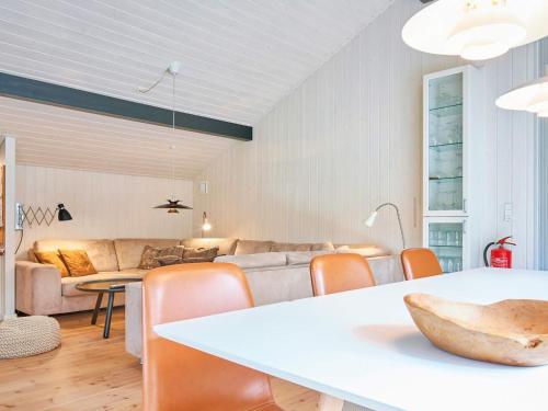 Facilities, 8 person holiday home in Nexø-By Traum in Snogebaek