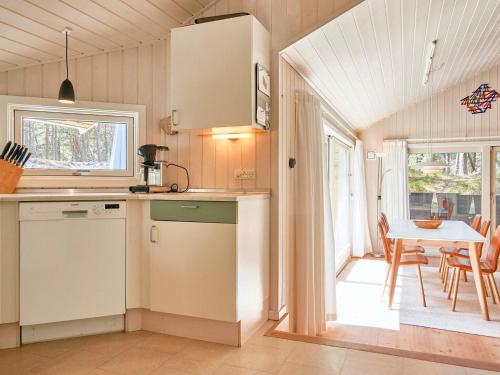 Facilities, 8 person holiday home in Nexø-By Traum in Snogebaek