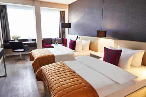2 twin beds