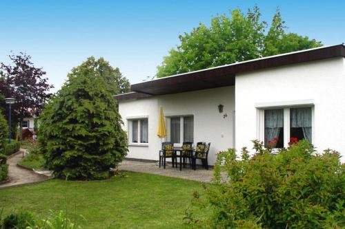 Twin Bungalow at Black Lake, Schwarz in Schwarz, Deutschland
