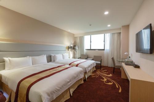 Royal Gold Hotel in Fongshan District