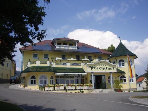 Hotel Prechtlhof, Althofen bei Lölling Schattseite