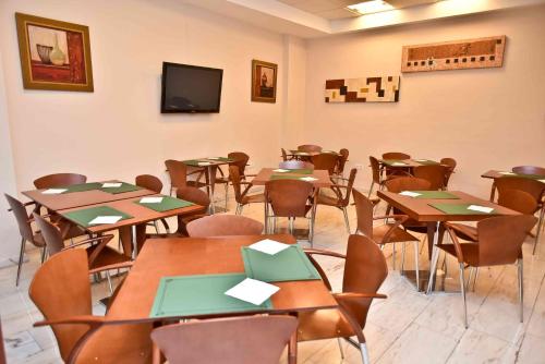 Bar/lounge, Hotel Adsubia in Denia