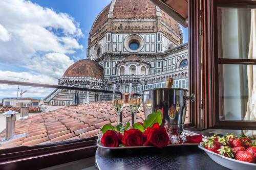 Hotel Duomo Firenze - Tap to explore photos