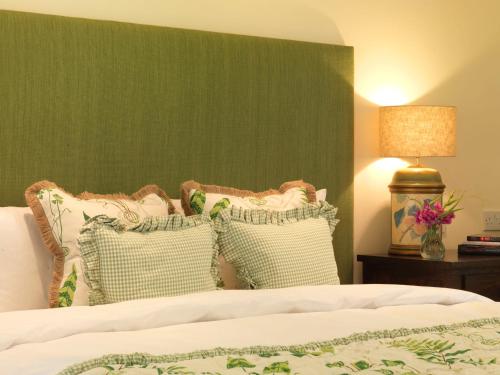 The Hare & Hounds Hotel - image 4