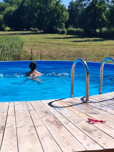 Úszómedence, A la Bonne Heure in Pionsat