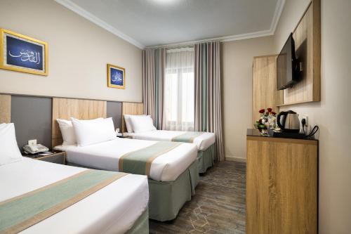 Emaar Taiba Hotel Room Type - Standard Triple Room