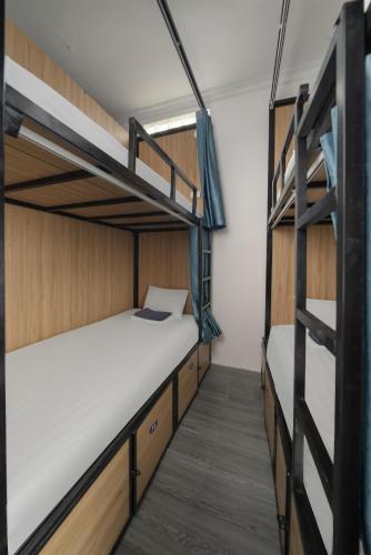 88 Hang Đao Hostel