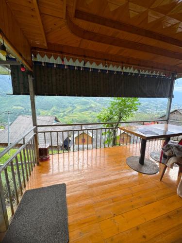 MaMa Sa homestay trekking Sapa in Lao Chải Tả Ván