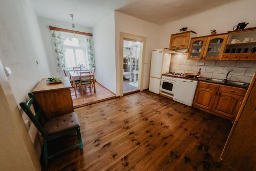 Cocina, Statek Vranč (Statek Vranc) in Bitov