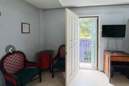 Hotel Le Carmen – Cebu City, IL