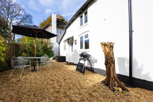 A szálláshely kívülről, Yew Tree Cottage in Landford