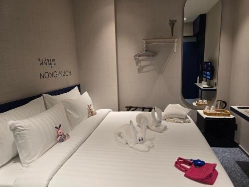 ARNI HER Ladies Hotel - Female Only, Bangkok (photo 2)