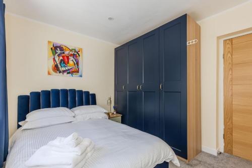 Modern 2 Bed Apartment Near City Centre with Free Parking, Edinburgh (photo 7)