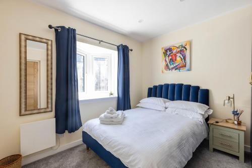 Modern 2 Bed Apartment Near City Centre with Free Parking, Edinburgh (photo 6)