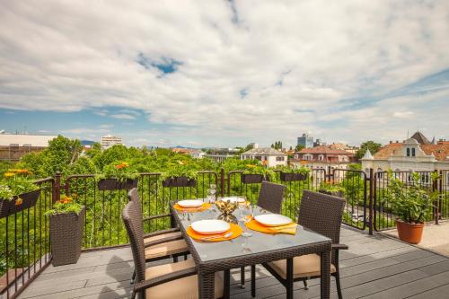 Terrace Apartments at City Park - image 5