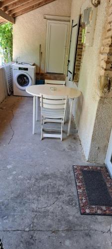 Logement entier chez Hélène (Logement entier chez Helene) in Le Mas-d'Agenais