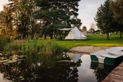 Okružje, Lakeside camping in Balninkai