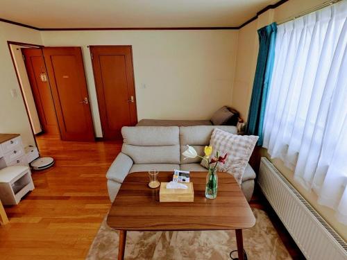 Oversized space for families free parking 2cars