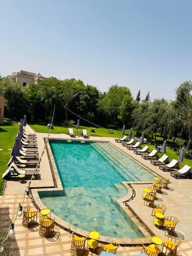 Double room, pool view