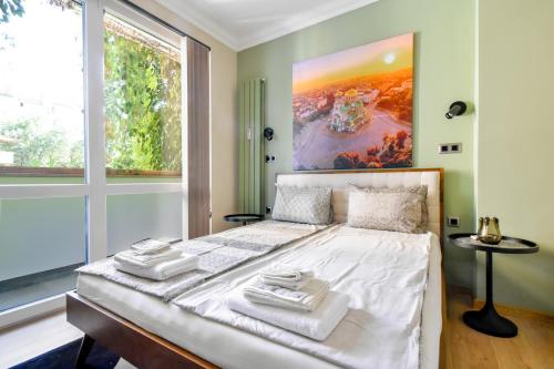 Cozy 2BD Flat in Sofia Center with AC & Balcony by Flat Mаnager, Sofia (Foto 8)