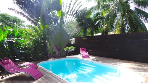 Villa CHANTEVENT - vue mer et piscine - plage à pied - Location saisonnière - Deshaies