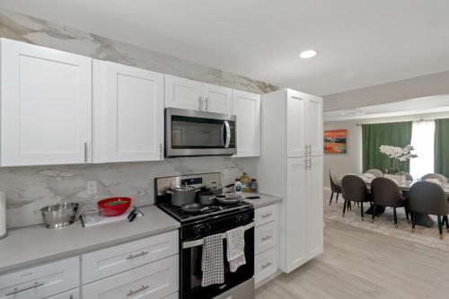 76 Macon Place in Browns Mill Park