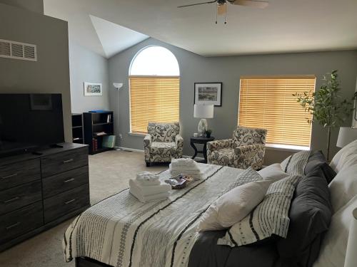 . Unwind in Style in this stunning townhome retreat