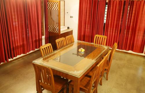 المرافق, Minash Villa By Mirth, Wayanad, Kerala in أرينشيرمالا