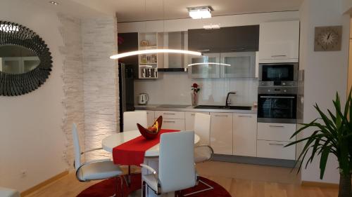 Luxury Apartment, Split (photo 2)