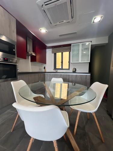 Front Row Malta - Grand Harbour Home with Iconic Valletta Views in Birgu
