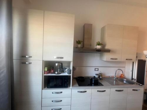 Kitchen, Casa Mole, Roma in Ciampino Airport