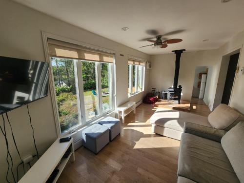 Chalet familial, vue sur le lac in Saint-Calixte, Canada