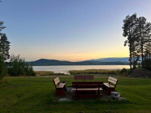 Trevlig villa mellan sjöarna i Vistträsk By. (Trevlig villa mellan sjoarna i Visttrask By.) in Alvsbyn