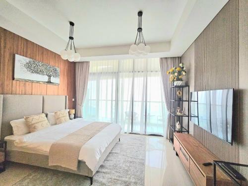 Modern New Studio with Panoramic View in Business Bay, Dubai